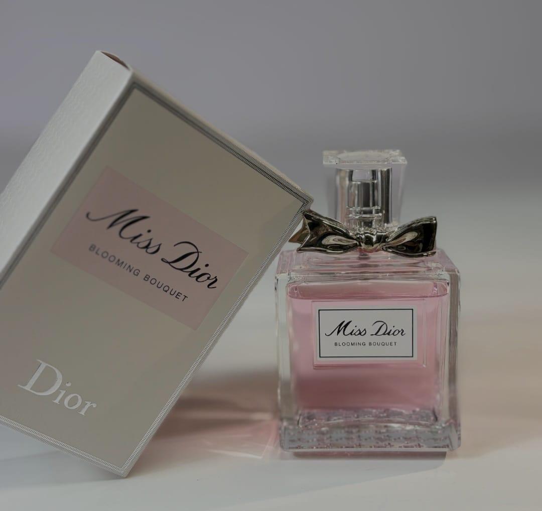 MISS DIOR